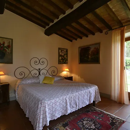 Apartment Valentino Cortona